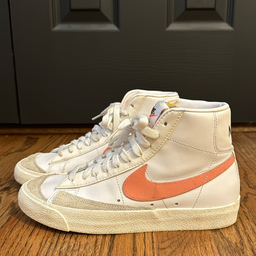 Nike Women's Blazer Mid 77 Shoes Size Women’s 7